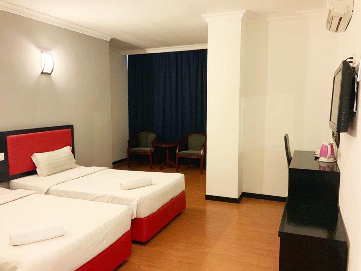 Golden Hotel كوتا كينابالو المظهر الخارجي الصورة