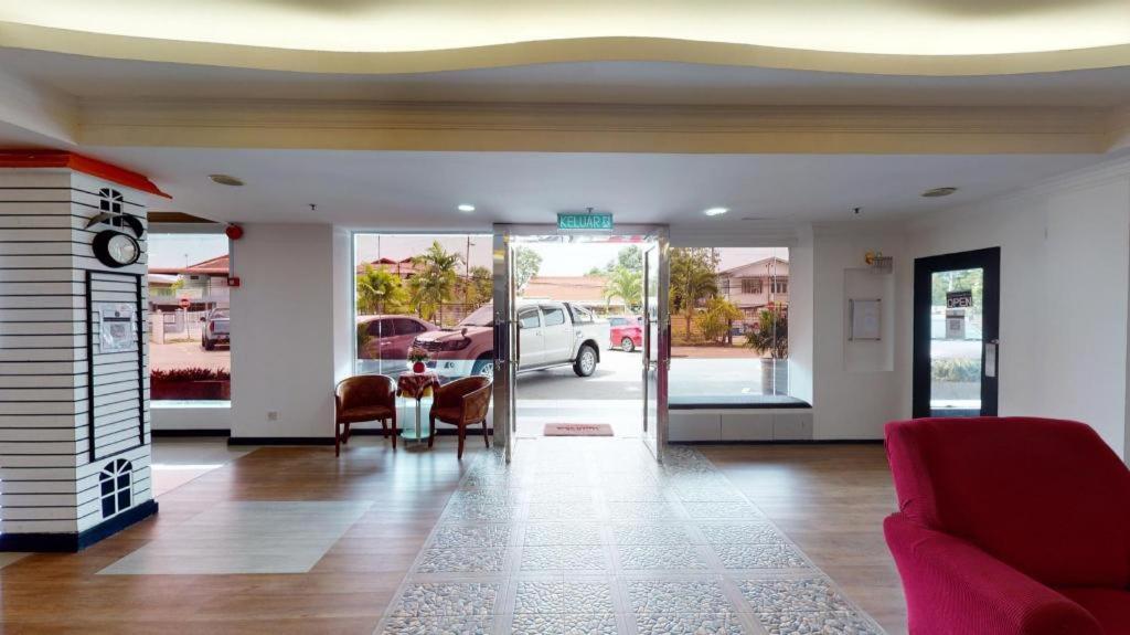 Golden Hotel كوتا كينابالو المظهر الخارجي الصورة